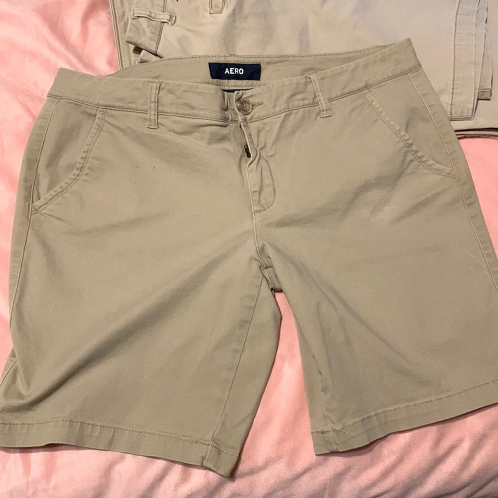 Womens Aero khaki Bermuda shorts